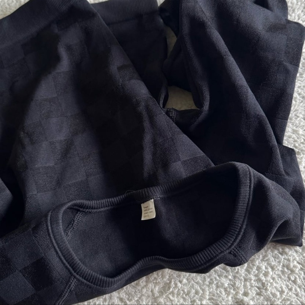 JoyLab Seamless Cropped Top - Picture 4 of 4